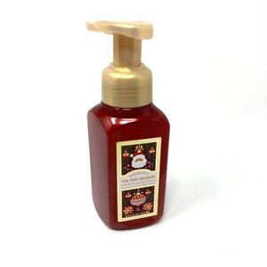 Bath & Body Works 'Tis The Season Foaming Hand Soap 8.75 Fl Oz Holiday